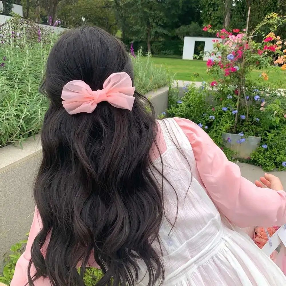 和前妻离婚后，带嫂子发家致富